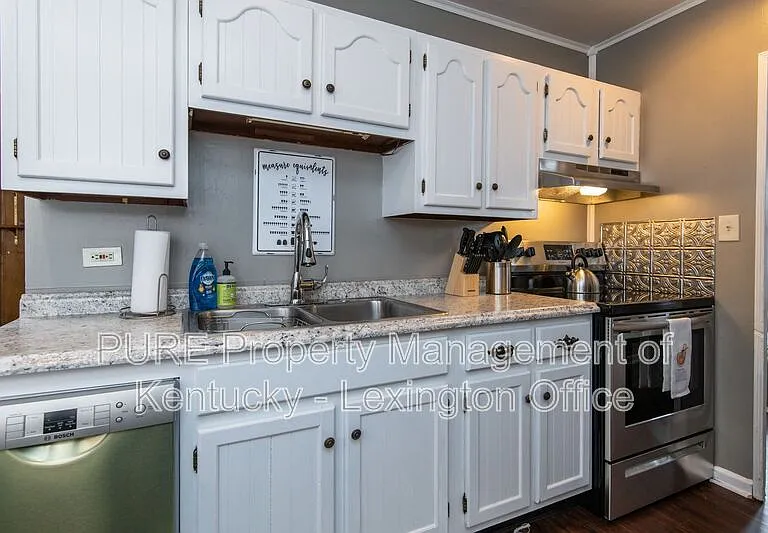 317 Mockingbird Ln — Photo 15