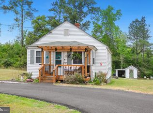 1253 Mulberry Rd, Farnham, VA 22460