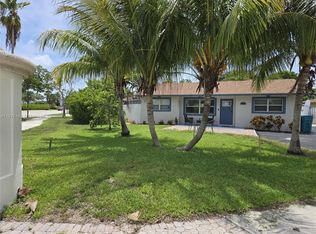 2190 NE 1st Ln, Boynton Beach, FL 33435