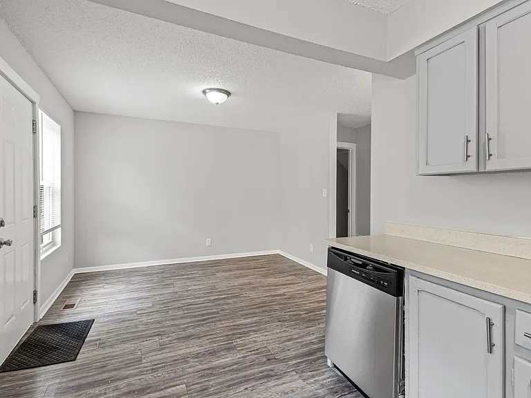 Redwood Village Townhomes — Photo 57