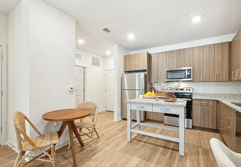 Sundance Trails Apartments — Photo 16