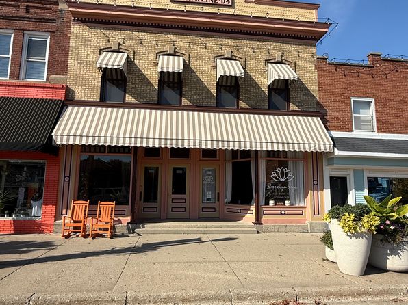 126 E Main St #2