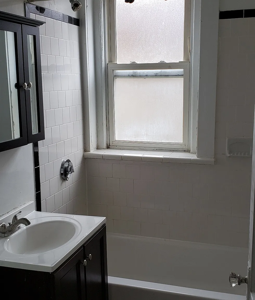 4 bed, 1.5 bath, 1550 sqft, $4,800 — Photo 4