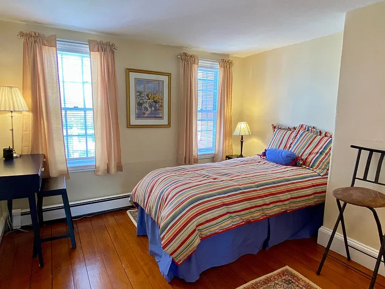 61 Middle St #2 — Photo 10