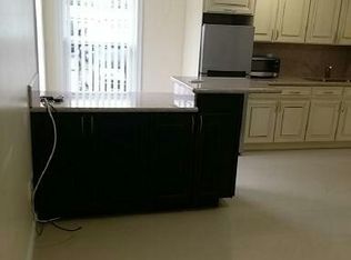 1220 W 60th Ter, Hialeah, FL 33012