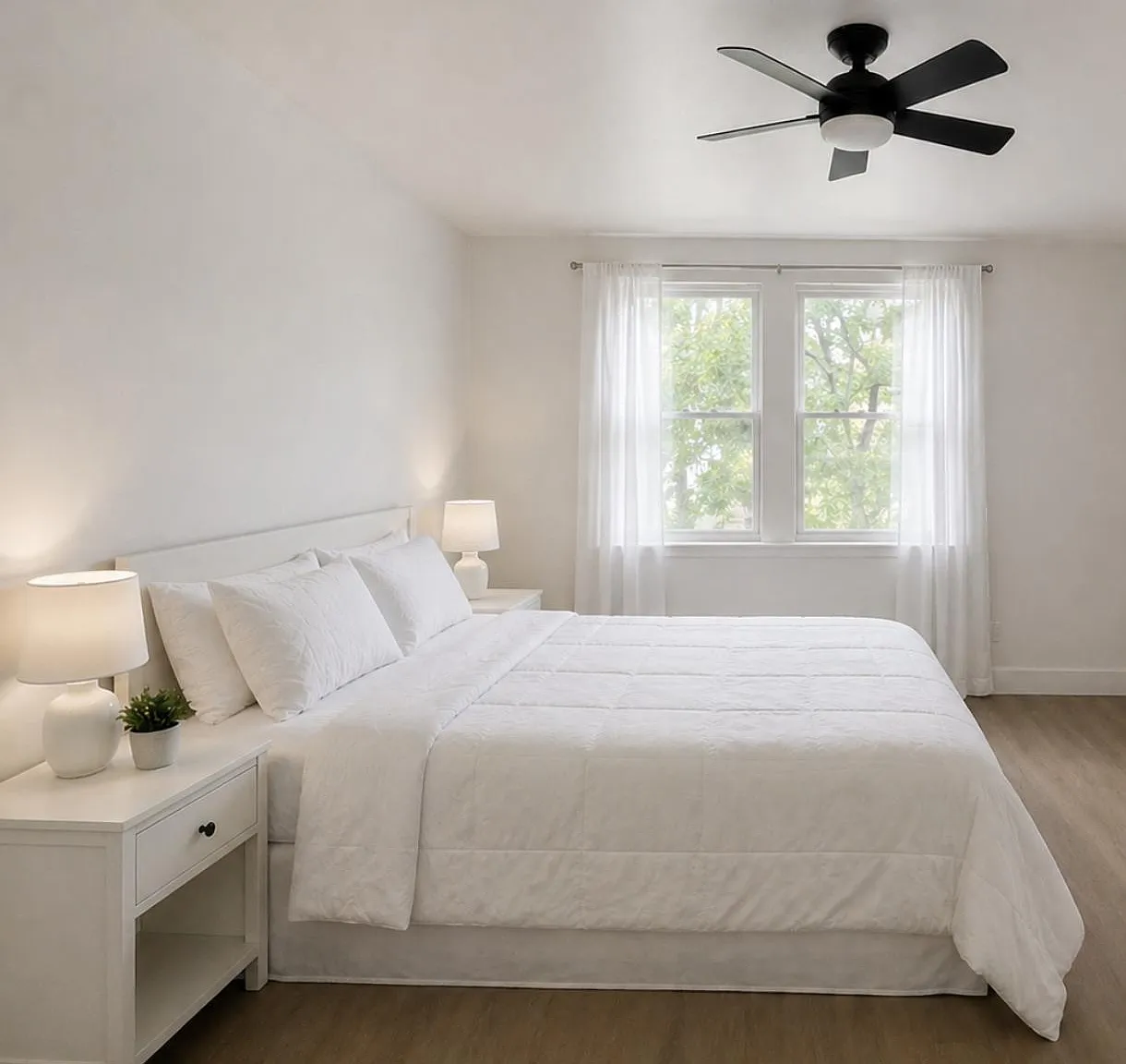 4 bed, 1.0 bath, 1200 sqft, $1,001 — Photo 1