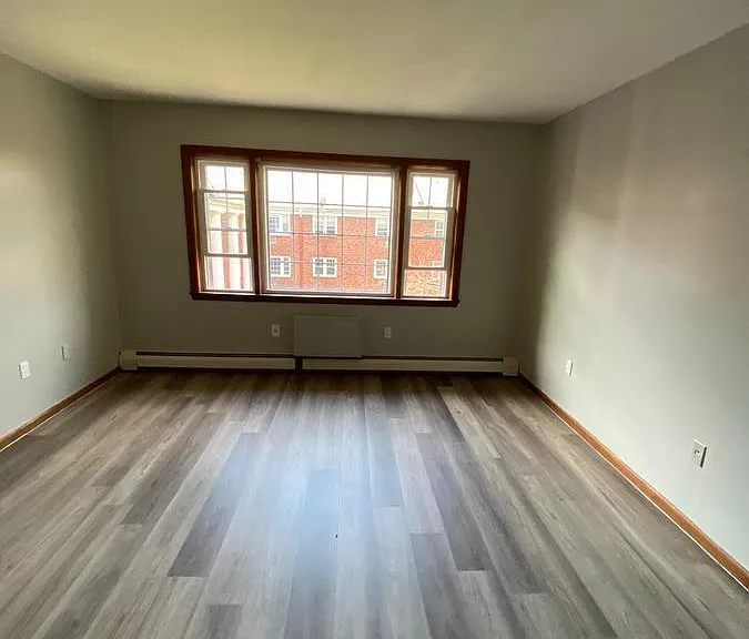 40 Hillside St #40-B8 — Photo 3
