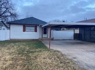 218 Elm St, Clyde, TX 79510