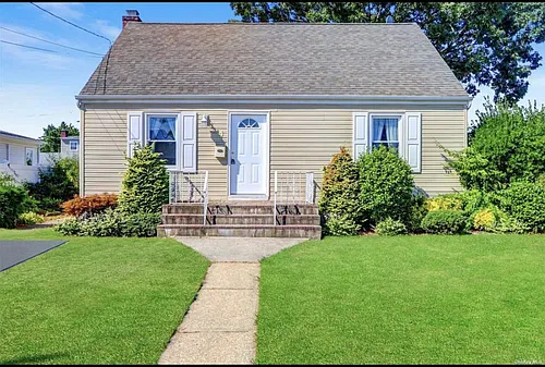 4 West Ct Photo 1