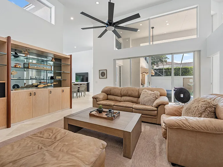 114 Waters Edge Dr — Photo 13