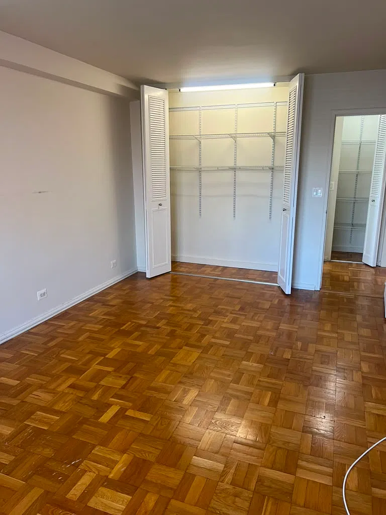 401 East 81st Street — Photo 2