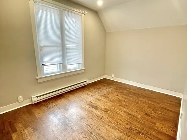 84 Munson St #2, New Haven, CT 06511