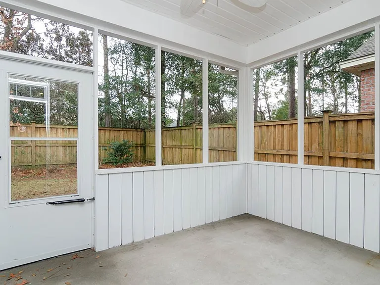 5040 Whitner Dr — Photo 20