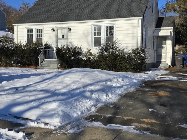 64 Glen View Terrace, New Haven, CT 06515