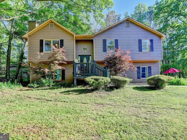 155 Hollyberry Dr, Dallas, GA 30157