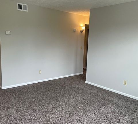 2nd image of 409 Shelby Ave #4