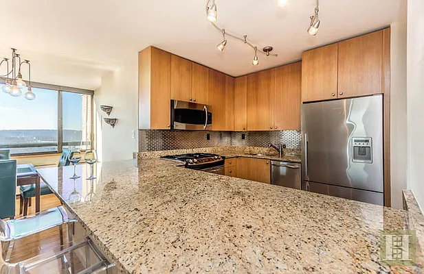 Sold by Halstead Real Estate | media 26