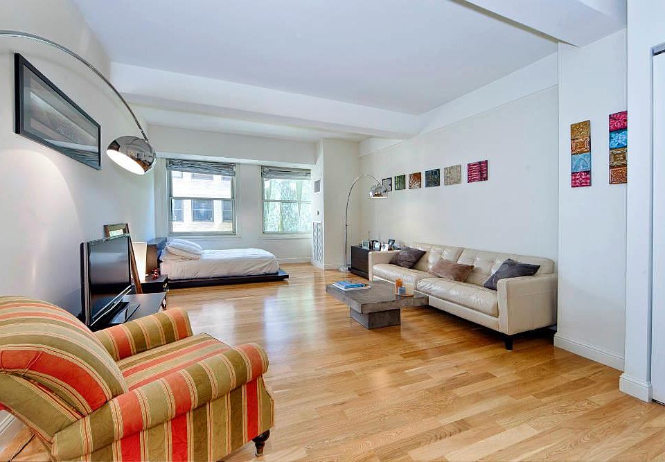 2nd image of 88 Greenwich St APT 726