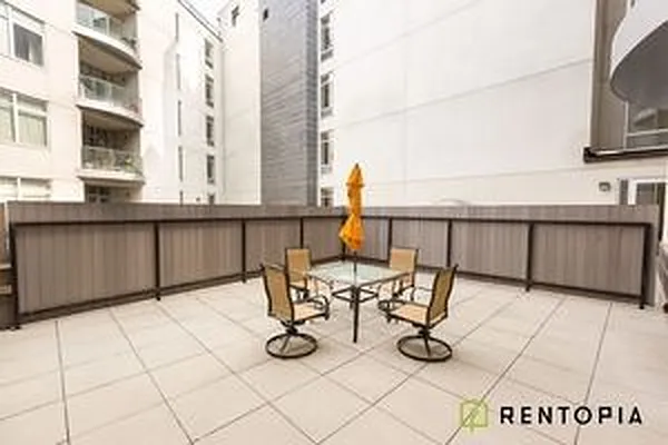 Rented by Rentopia | media 30