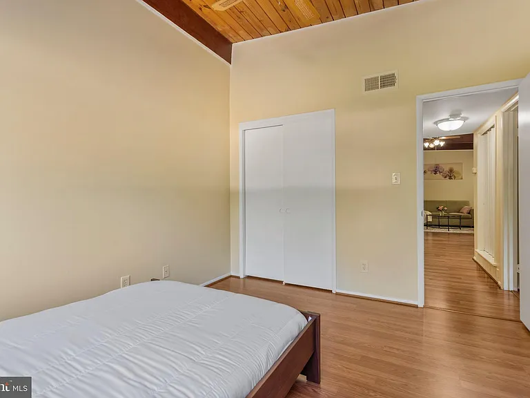 4907 Americana Dr #4907H-202 — Photo 16