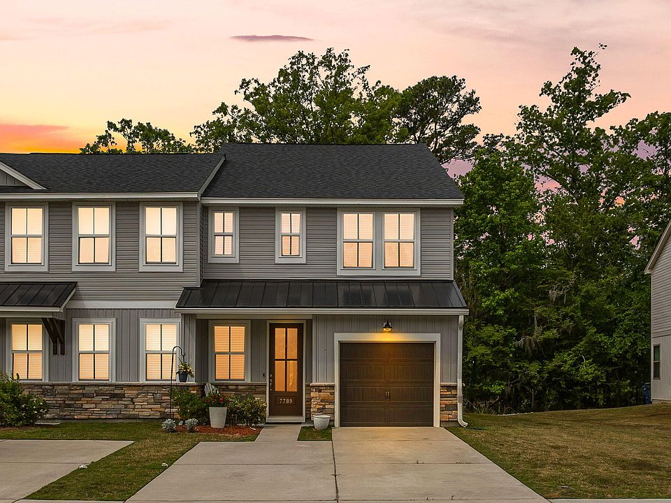 1st image of 7789 Park Gate Dr