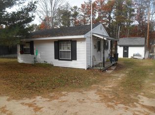 1049 Oakridge St, Mio, MI 48647