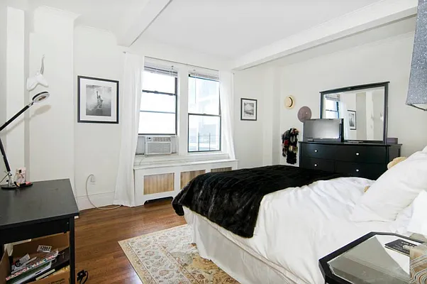 Rented by Level Group | media 10