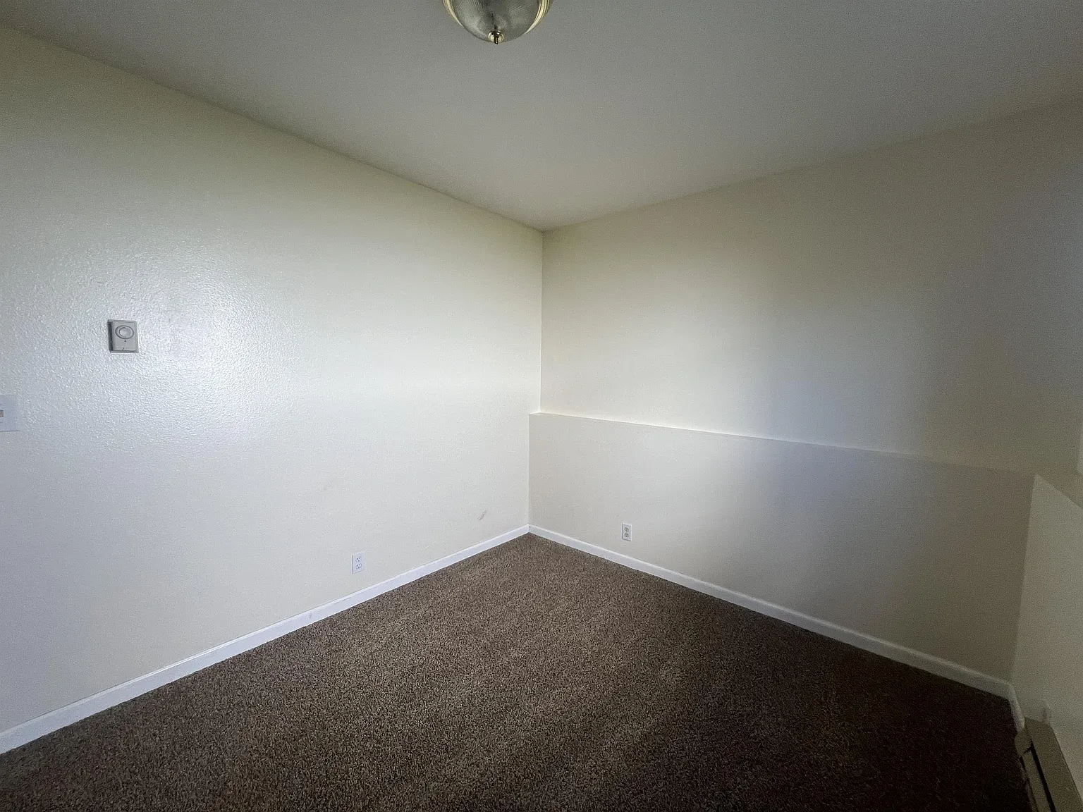 724 South Smoketree - D — Photo 2