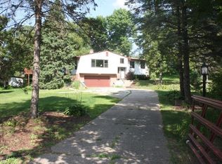 640 Rita Ct, Eagan, MN 55121