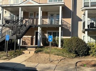 1035 Barnett Shoals Rd APT 916, Athens, GA 30605