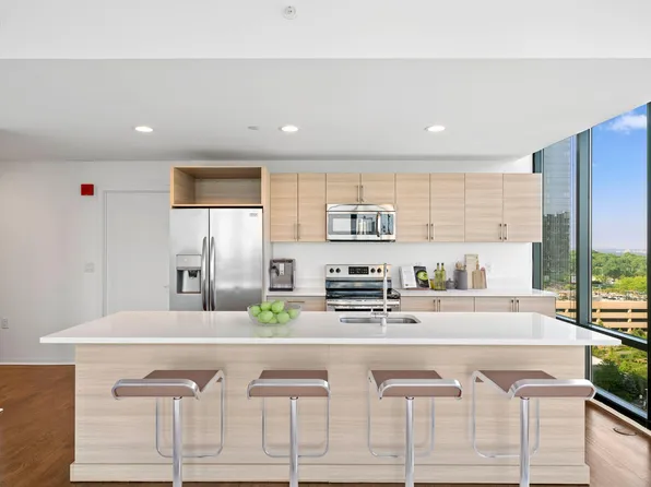 2030 Hudson Street image 1 of 284