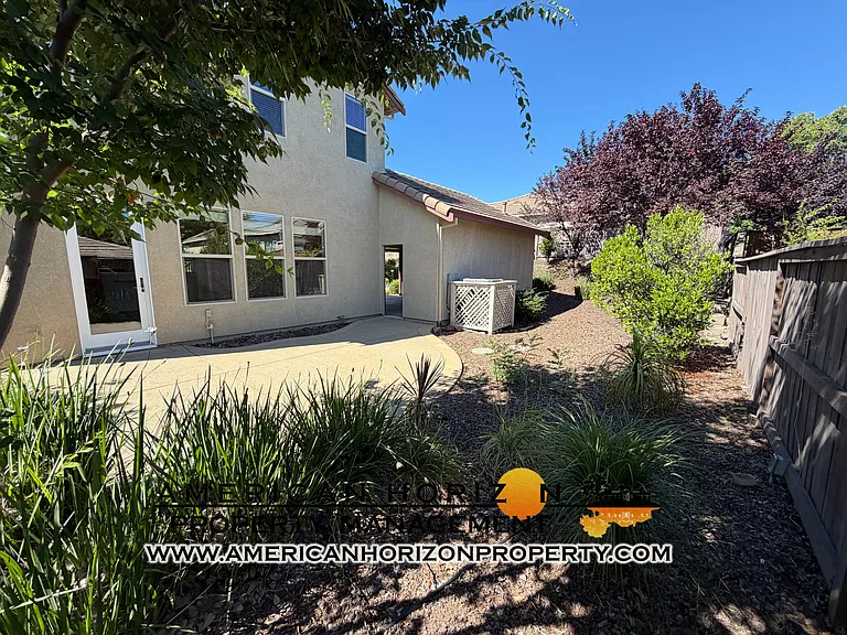 4124 Arenzano Way — Photo 24