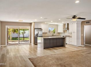 2035 W Waltann Ln, Phoenix, AZ 85023