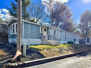175 Juniper Ave, Sturbridge, MA 01566