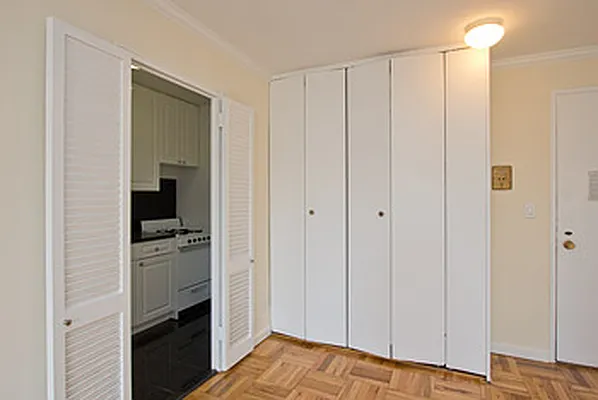 Rented by GoodRock Realty | media 21