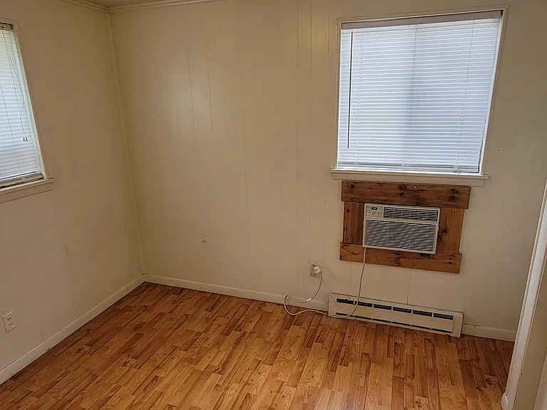 505 N Smith Rd #4 — Photo 6