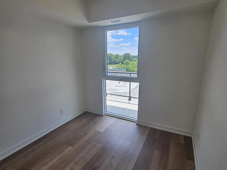 33 Erie Ave #614 — Photo 18