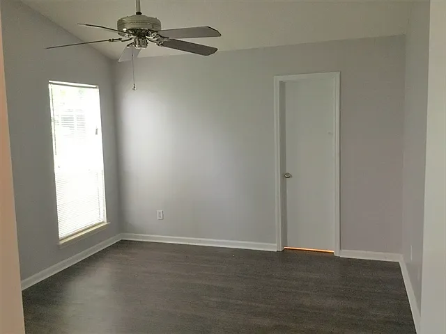 9024 Little Hampton Pl — Photo 8