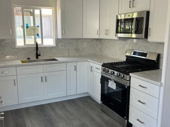 1525 Redondo Ave #E, Long Beach, CA 90804