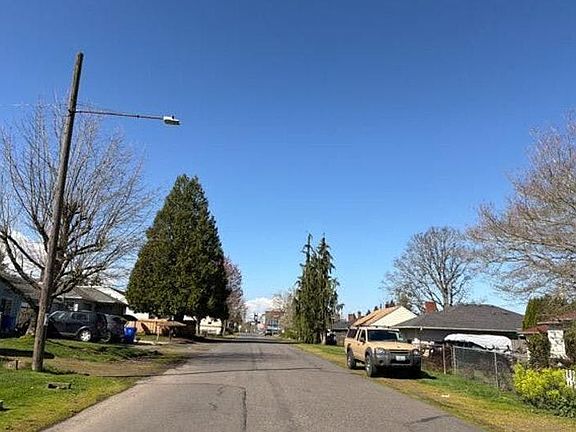 5th image of 8338 NE Alberta St