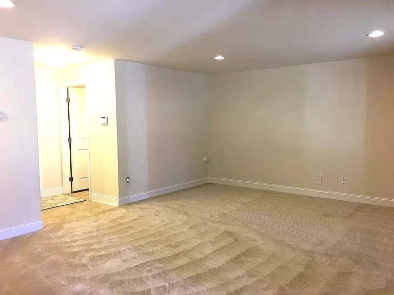 1002 Waymaker Ct — Photo 22