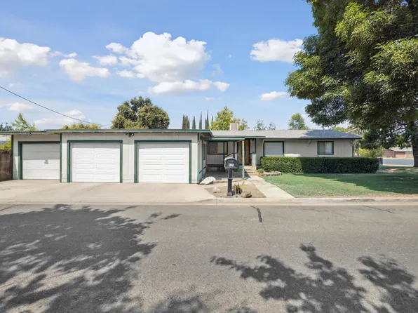825 W Walnut Avenue, Visalia, CA 93277