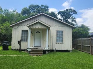2124 Avenue G, Nederland, TX 77627