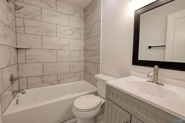 2903 Elmore Rd SW — Photo 9