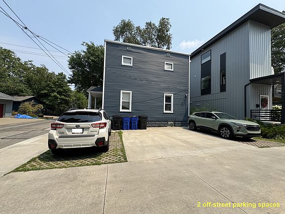 3rd image of 4411 John Ave #4411