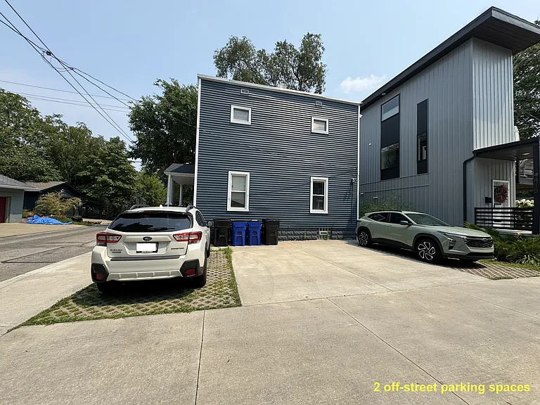 4411 John Ave #4411 — Photo 3