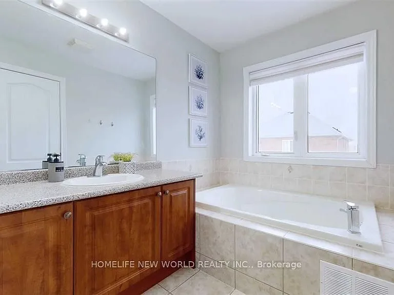 52 Mantle Ave — Photo 25