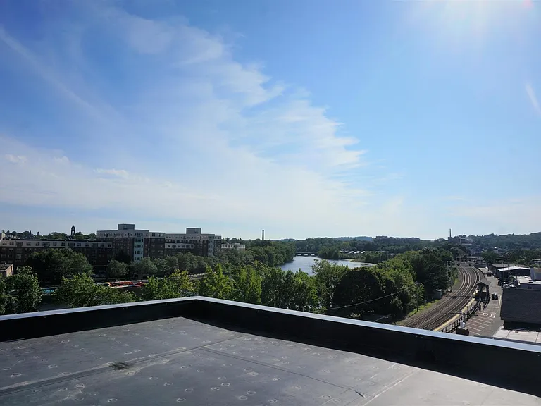 99 Moody St #Penthouse 9 — Photo 32