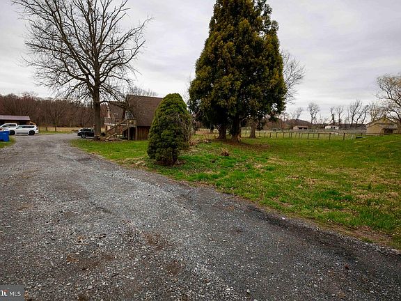 2nd image of 25 Keller Rd