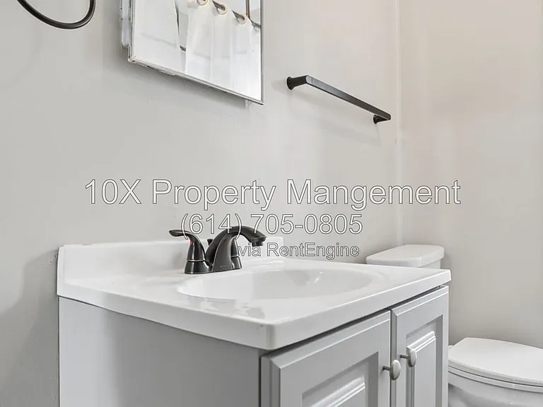 132 S Richardson Ave — Photo 27